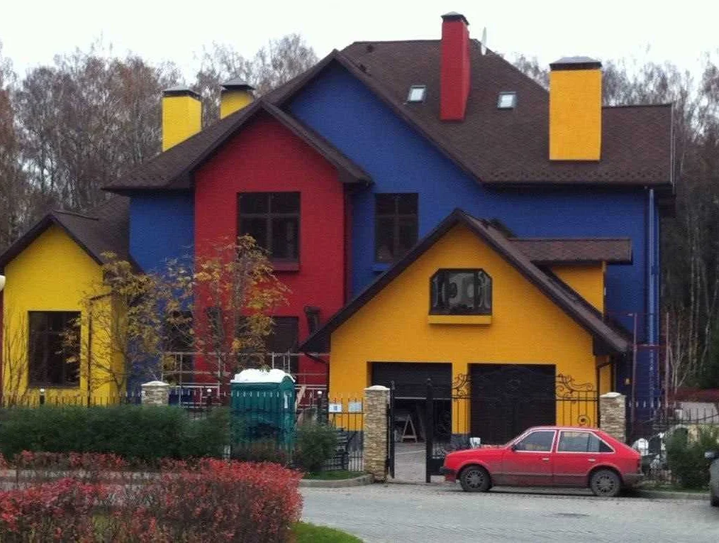 Как правильно наносить фасадную краску
