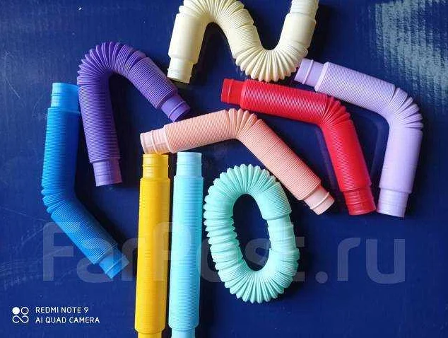 Как называется игрушка из гофрированной пластиковой трубы?