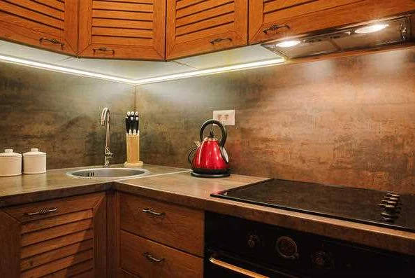Яркость светодиодной ленты для кухни: как определить
